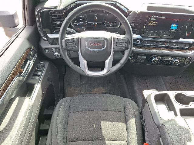 Used 2025 GMC Sierra 2500 SLE w/ SLE Value Package; AWD/4WD image 3