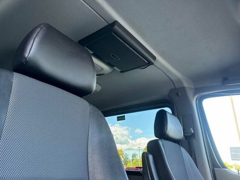 Used 2016 Mercedes-Benz Sprinter 2500 image 17