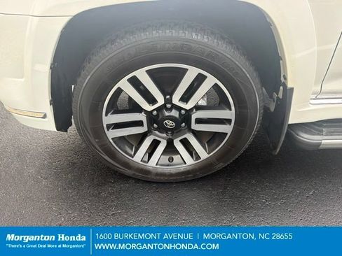 Used 2022 Toyota 4Runner Limited AWD/4WD image 3