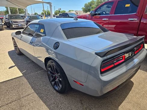 Used 2022 Dodge Challenger R/T Scat Pack w/ Plus Package RWD image 4
