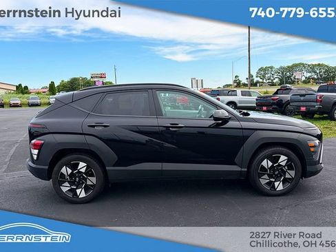 Used 2024 Hyundai Kona SEL FWD image 6