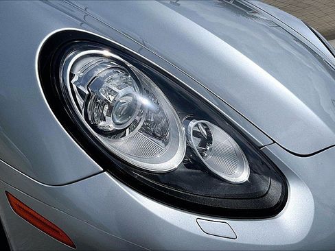 Used 2016 Porsche Panamera S RWD image 24