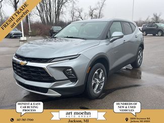 Used 2025 Chevrolet Blazer LT video 1