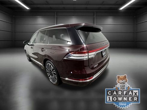 Certified 2023 Lincoln Aviator Black Label w/ Dynamic Handling Package AWD/4WD image 4