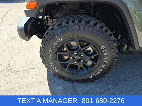 New 2026 Jeep Gladiator Sport AWD/4WD image 11