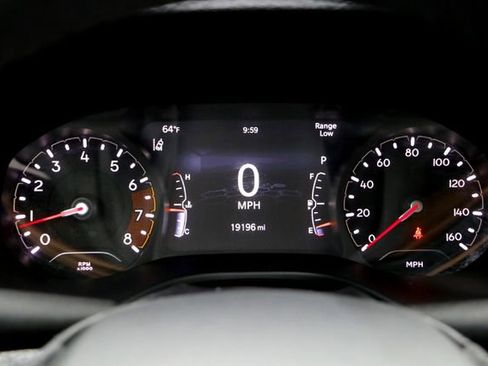 Used 2023 Jeep Compass Latitude AWD/4WD image 16