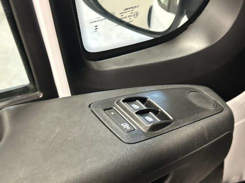 Used 2025 RAM ProMaster 2500 w/ U-Haul Equipment Group FWD image 14