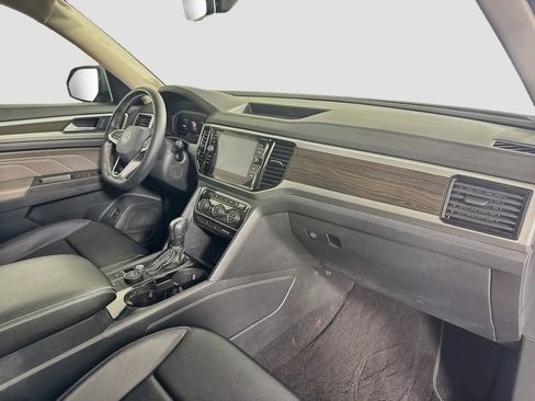 Used 2022 Volkswagen Atlas SE AWD/4WD image 32