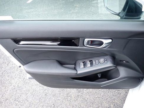 Used 2024 Honda Civic Touring image 21