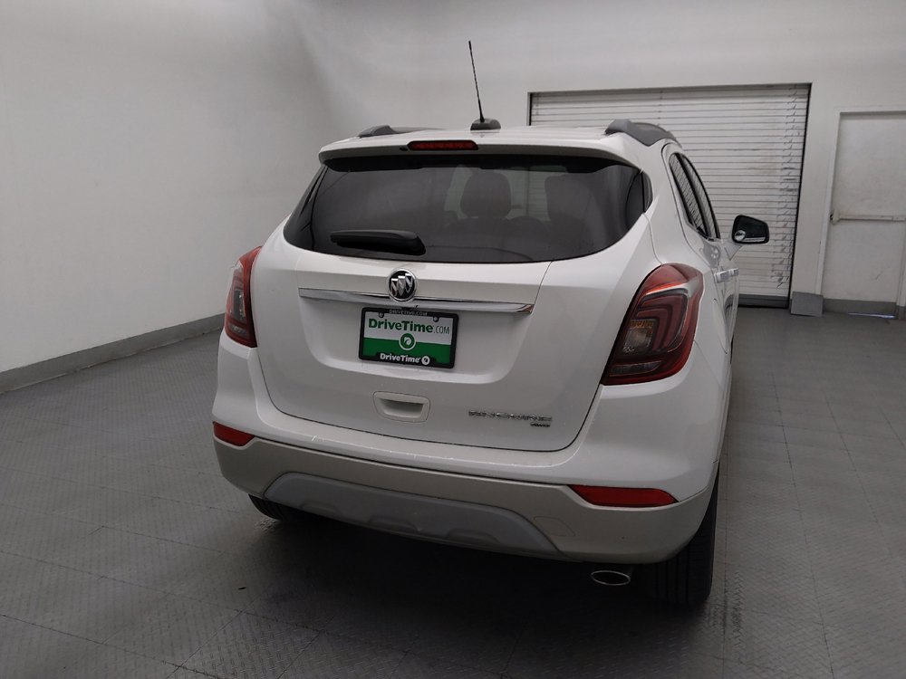 Used 2020 Buick Encore Preferred AWD/4WD image 7
