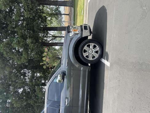 Used 2019 Ford F150 XLT w/ Equipment Group 302A Luxury image 12