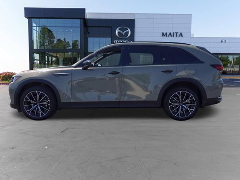 Certified 2025 MAZDA CX-70 Plug-In Hybrid w/ Premium Plus AWD/4WD image 8
