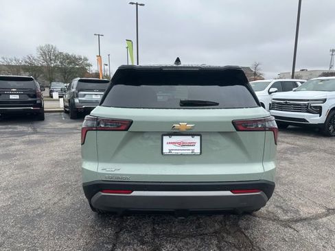 New 2026 Chevrolet Equinox LT w/ LPO, Floor Liner Package image 4