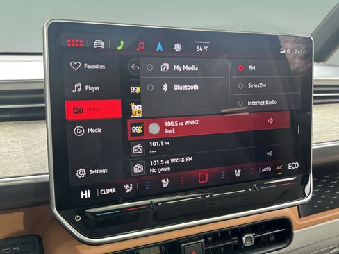 Used 2025 Volkswagen ID. Buzz 1st Edition image 19