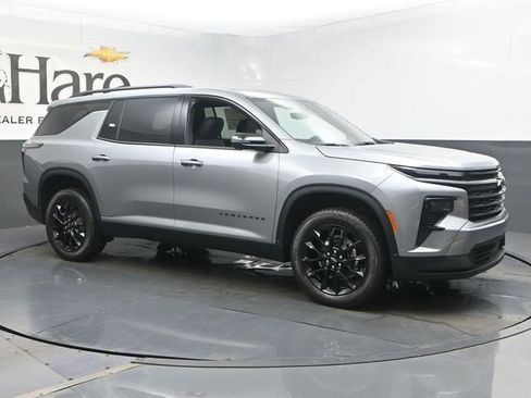 New 2026 Chevrolet Traverse LT w/ Midnight/Sport Edition image 6