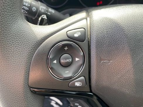 Used 2016 Honda HR-V EX image 21