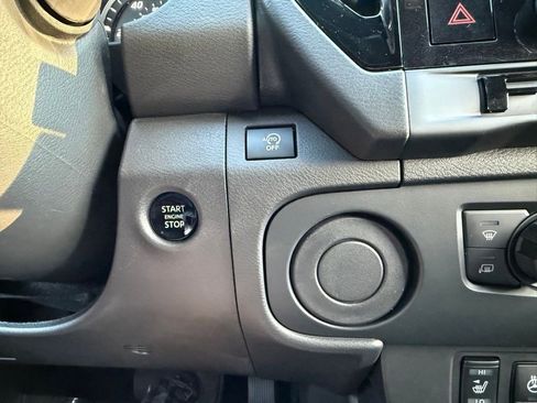 New 2026 Nissan Frontier SV image 21