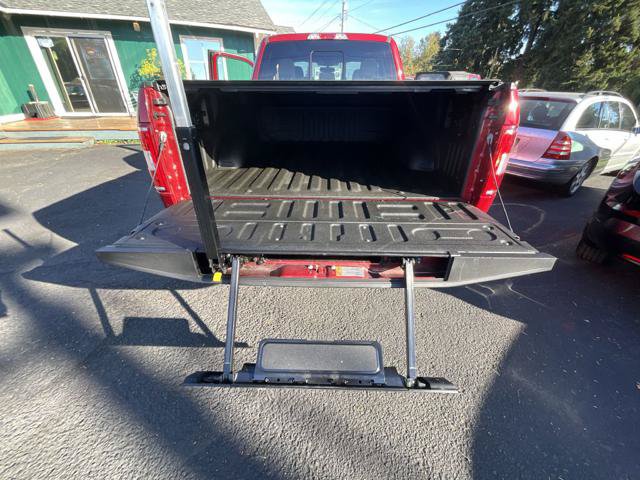 Used 2019 Ford F150 XLT w/ Equipment Group 302A Luxury AWD/4WD image 7