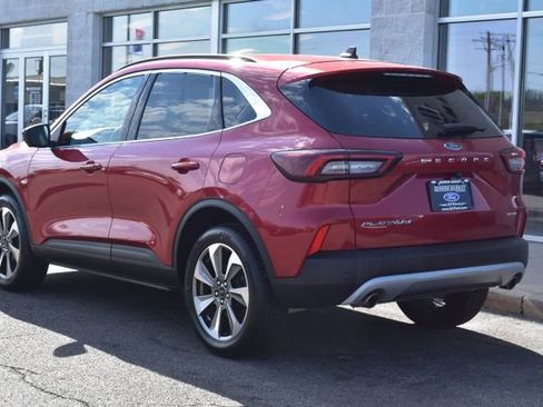 Used 2024 Ford Escape Platinum AWD/4WD image 10