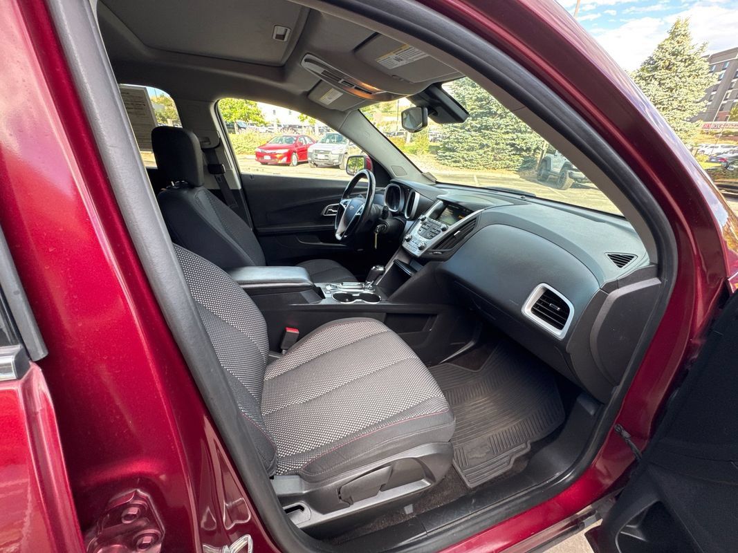 Used 2016 Chevrolet Equinox LT AWD/4WD image 16