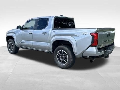 Certified 2024 Toyota Tacoma TRD Sport AWD/4WD image 3