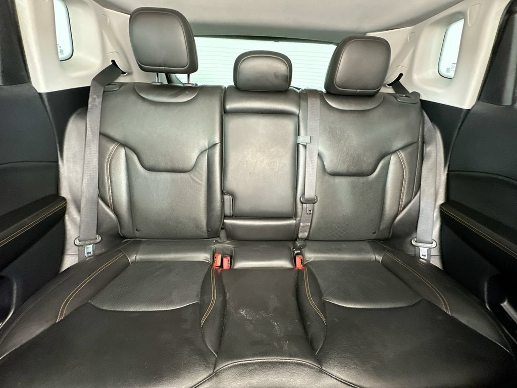 Used 2021 Jeep Compass Limited FWD image 12