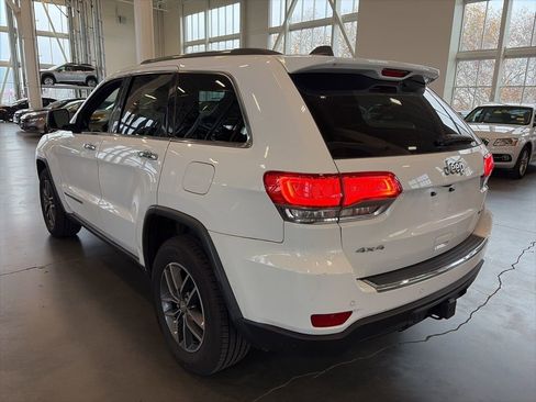 Used 2017 Jeep Grand Cherokee Limited w/ Trailer Tow Group IV image 5