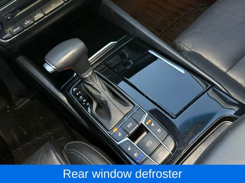 Used 2018 Kia Cadenza Technology image 23