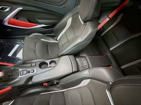 Used 2023 Chevrolet Camaro SS RWD image 26