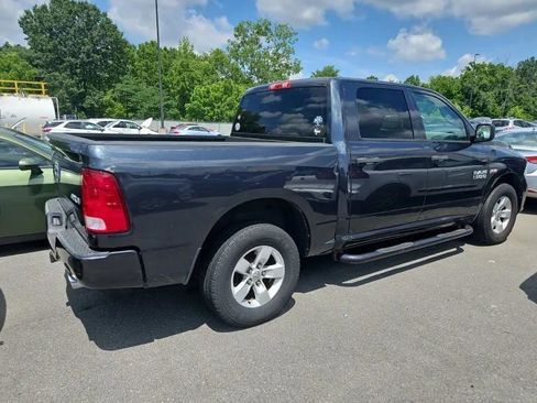 Used 2016 RAM 1500 Express AWD/4WD image 3