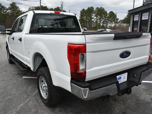 Used 2018 Ford F250 XL w/ Power Equipment Group image 8