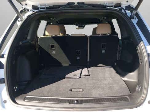 Used 2025 Jeep Grand Cherokee Limited w/ Trailer Tow Package image 38