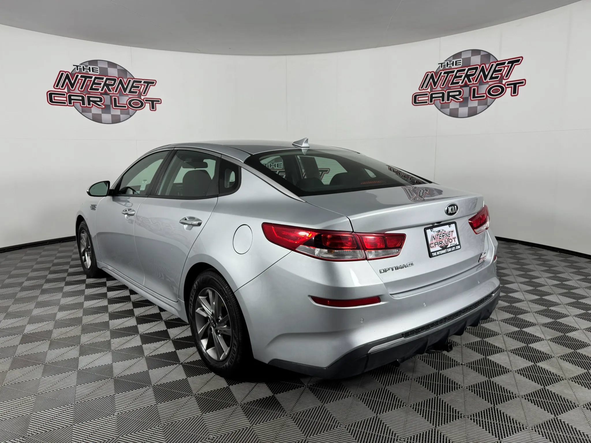 Used 2019 Kia Optima LX FWD image 5