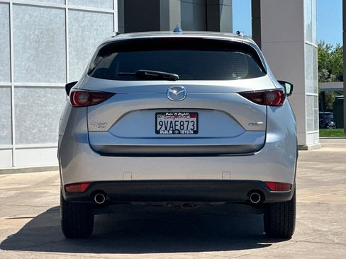 Used 2017 MAZDA CX-5 Sport AWD/4WD image 5