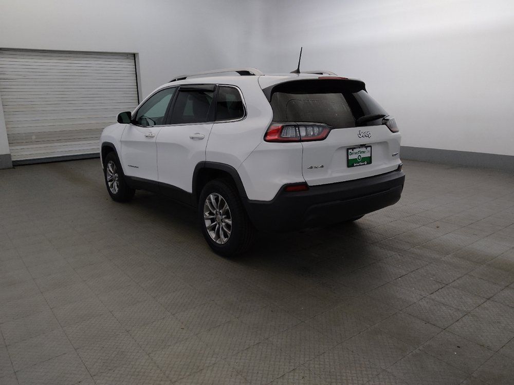 Used 2019 Jeep Cherokee Latitude Plus w/ Cold Weather Group AWD/4WD image 5