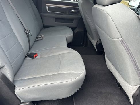 Used 2020 RAM 1500 Classic SLT image 15