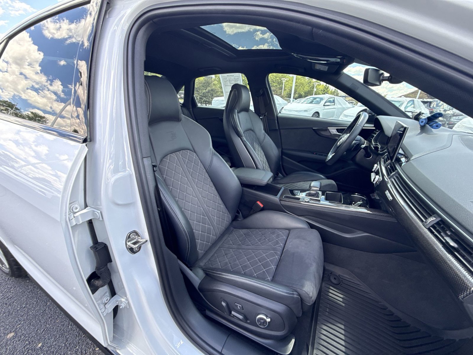 Used 2023 Audi S4 Premium Plus AWD/4WD image 26