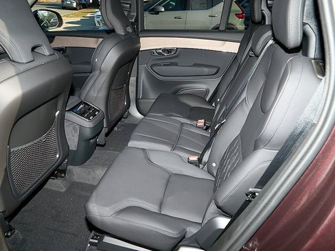 New 2026 Volvo XC90 B6 Plus w/ Protection Package image 20