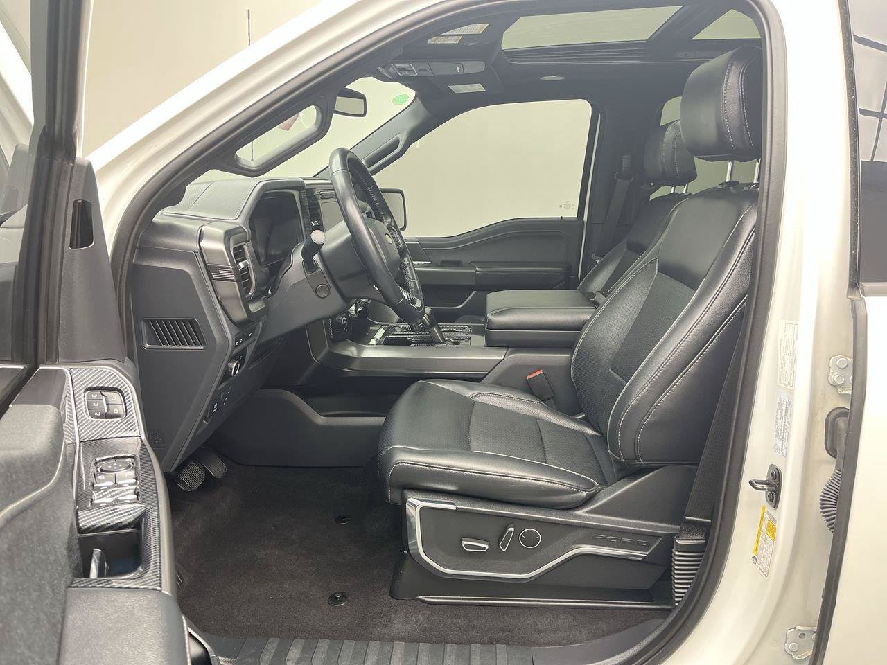 Used 2024 Ford F150 Lariat w/ Equipment Group 502A High AWD/4WD image 3