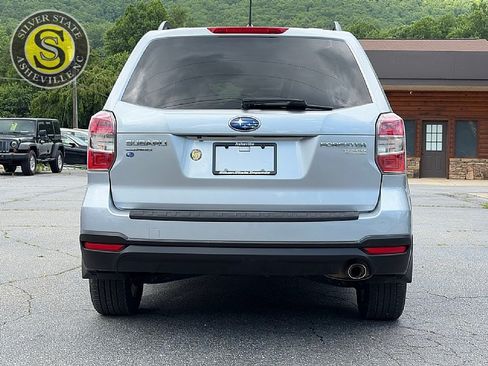 Used 2015 Subaru Forester 2.5i Premium w/ Protection Package #1 AWD/4WD image 5