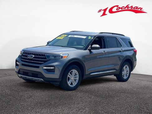 Certified 2024 Ford Explorer XLT w/ Equipment Group 202A AWD/4WD image 38