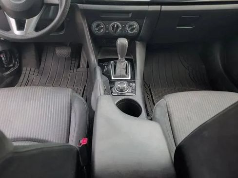 Used 2016 MAZDA MAZDA3 i Sport w/ Preferred Equipment Package FWD image 20