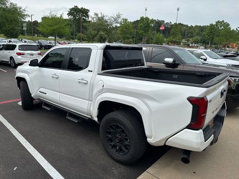Used 2025 Toyota Tacoma SR5 RWD image 3