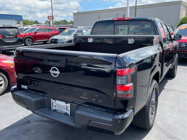 Certified 2025 Nissan Frontier SV RWD image 3