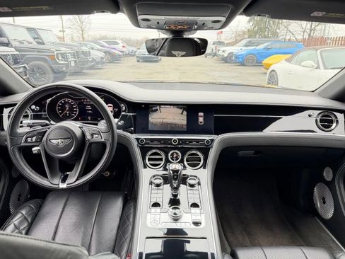 Used 2020 Bentley Continental GT image 16