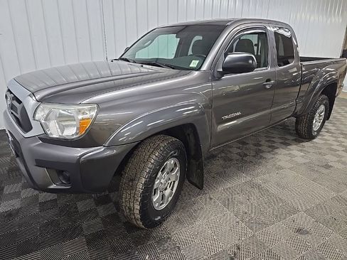 Used 2015 Toyota Tacoma 4x4 Access Cab w/ SR5 Package image 8