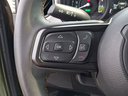 Used 2024 Jeep Wrangler Unlimited AWD/4WD image 20