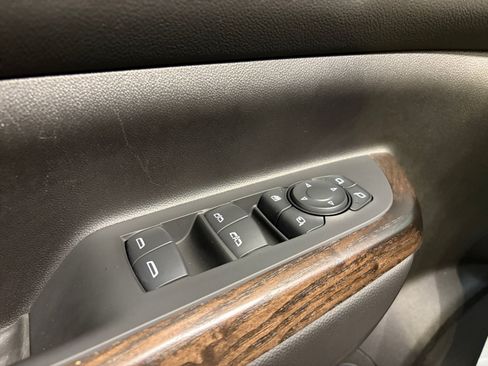 Used 2022 GMC Acadia Denali w/ Denali Ultimate Package AWD/4WD image 21