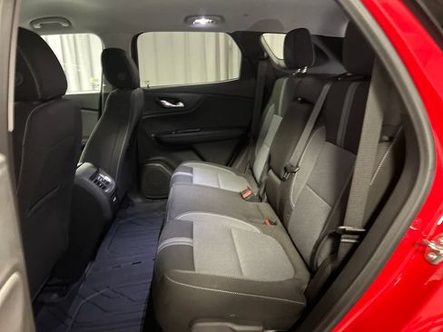 Used 2024 Chevrolet Blazer LT w/ Convenience Package FWD image 23