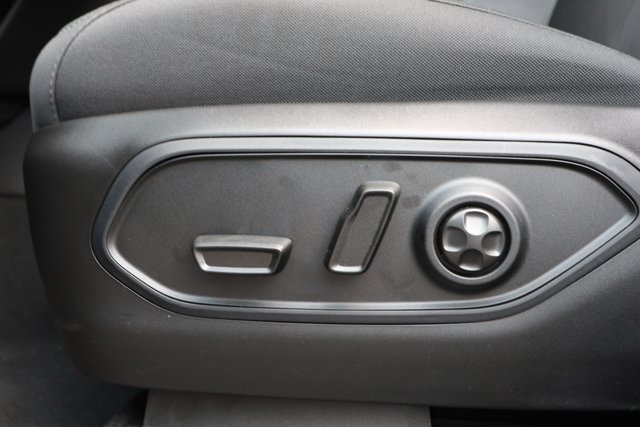 New 2026 Jeep Grand Cherokee Laredo RWD image 17